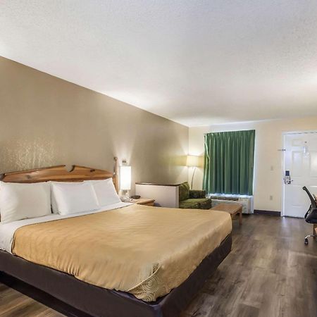 Econo Lodge Clinton Exteriér fotografie